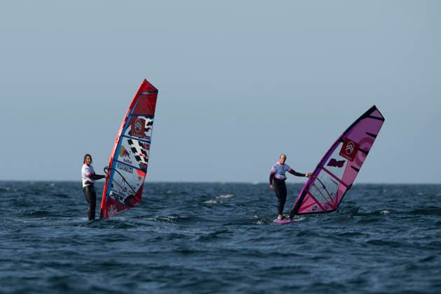 PWA Citroën World Windsurfing Tour Sylt 2026 Day 8 Slalom Foil Men Sylt Westerland, October 3, 2026 Lennert Neubauer Freestyle Men, Greece, GRE 734 Yentel Caers Freestyle Men, Belgium, B 16 PWA Citroën World Windsurfing Tour Sylt 2026 Day 8 Slalom Foil Men on October 3, 2026, off Brandenburger Beach, motorboat on Sylt, Westerland, Germany Copyright: xBEAUTIFULxSPORTS AndreasxDickx