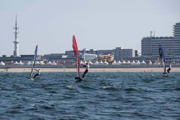 PWA Citroën World Windsurfing Tour Sylt 2026 Day 8 Slalom Foil Men Sylt Westerland, October 3, 2026 Tomasz Romanowski Slalom Foil Men, Poland, POL 163 PWA Citroën World Windsurfing Tour Sylt 2026 Day 8 Slalom Foil Men on October 3, 2026, off Brandenburger Beach, motorboat on Sylt, Westerland, Germany Copyright: xBEAUTIFULxSPORTS AndreasxDickx