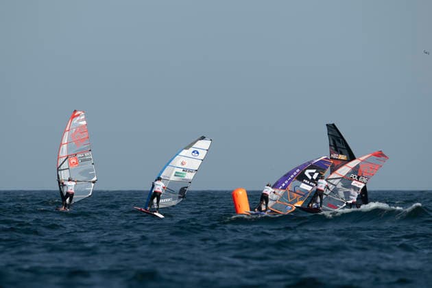 PWA Citroën World Windsurfing Tour Sylt 2026 Day 8 Slalom Foil Men Sylt Westerland, October 3, 2026 William Huppert Slalom Foil Men, FRA330 Thijs Hanemaaijer Slalom Foil Men, Netherlands, NED 107 Sacha Fortune Slalom Foil Men, France, FRA 655 Dominik Lewinski Slalom Foil Men, Poland, POL 636 Bob van de Burgt Slalom Foil Men, Netherlands, NED 737 PWA Citroën World Windsurfing Tour Sylt 2026 Day 8 Slalom Foil Men on October 3, 2026, off Brandenburger Beach, motorboat on Sylt, Westerland, Germany Copyright: xBEAUTIFULxSPORTS AndreasxDickx