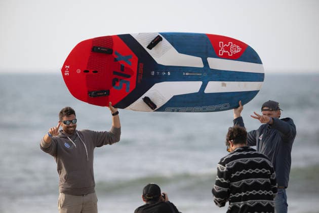PWA Citroën World Windsurfing Tour Sylt 2026 Day 8 Slalom Foil Men Sylt Westerland, October 3, 2026 Matteo Iachino Slalom Foil Men, Italy, ITA 140 PWA Citroën World Windsurfing Tour Sylt 2026 Day 8 Slalom Foil Men on October 3, 2026, off Brandenburger Beach, motorboat on Sylt, Westerland, Germany Copyright: xBEAUTIFULxSPORTS AndreasxDickx