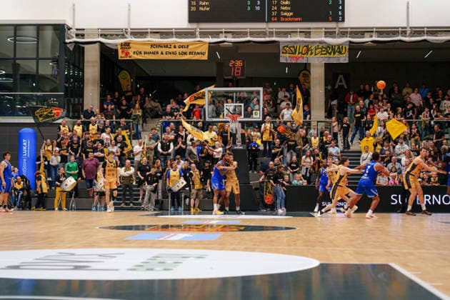 2 Basketball Bundesliga ProB North 2 Matchday: Lok Bernau vs. ART Giants Düsseldorf. Fans at the Sparkassen Arena in Bernau, Bernau, Brandenburg, Germany, on October 3, 2026.