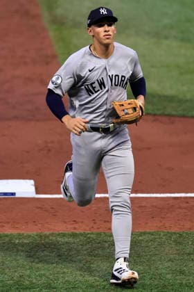 October 3, 2026, St. Petersburg, Florida, USA: New York Yankees shortstop George Lombard Jr. (96) runs to the dugout in the top of the third inning of game one of the ALDS for the 2026 MLB, Baseball Herren, USA Playoffs against the Tampa Bay Rays on October 3, 2026 at Tropicana Field. The Rays beat the Yankees 1-0. St. Petersburg USA - ZUMAh180 20261003_zsp_h180_050 Copyright: xKimxHukarix