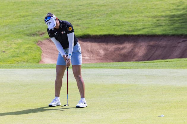 October 3, 2026, Honolulu, Hawaii, USA: JEENO THITIKUL putts at the 7th green during Round 3 of the 2026 Lotte Championship at Hoakalei Country Club, Ewa Beach, Hawaii, USA. Honolulu USA - ZUMAm310 20261003_zsp_m310_041 Copyright: xElliotxMilesx