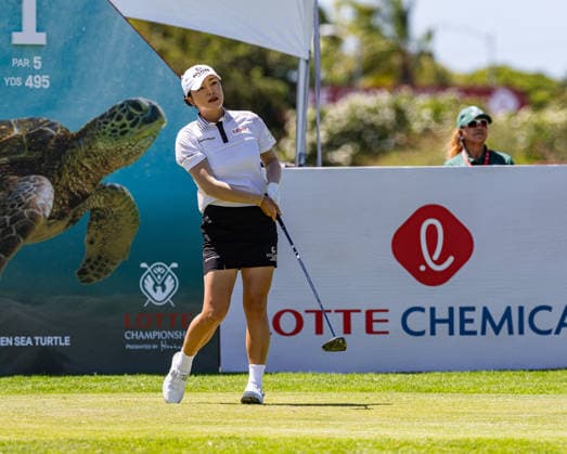 October 3, 2026, Honolulu, Hawaii, USA: INA YOON tees off at the 1st tee box during Round 3 of the 2026 Lotte Championship at Hoakalei Country Club, Ewa Beach, Hawaii, USA. Honolulu USA - ZUMAm310 20261003_zsp_m310_019 Copyright: xElliotxMilesx