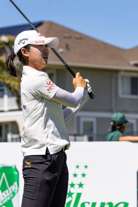 October 3, 2026, Honolulu, Hawaii, USA: YOUMIN HWANG tees off at the 1st tee during Round 3 of the 2026 Lotte Championship at Hoakalei Country Club, Ewa Beach, Hawaii, USA. Honolulu USA - ZUMAm310 20261003_zsp_m310_003 Copyright: xElliotxMilesx
