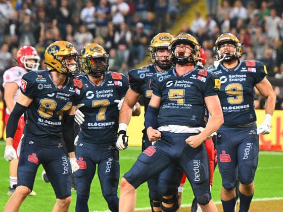 Touchdown celebration by quarterback Rocky Lombardi 5, Dresden, GFL Bowl, Bowl, German Championship final between the Dresden Monarchs and the Potsdam Royals, Final, American football, German Football League, GFL, Dresden, Rudolf Harbig Stadium, Dresden, October 3, 2026,
