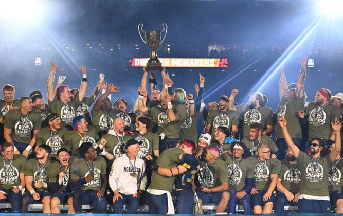 The Dresden Monarchs are the 2026 German Champions; award ceremony featuring the championship trophy, trophy, GFL Bowl, Bowl, German Championship final between the Dresden Monarchs and the Potsdam Royals, final, American football, German Football League, GFL, Dresden, Rudolf Harbig Stadium Dresden, October 3, 2026,