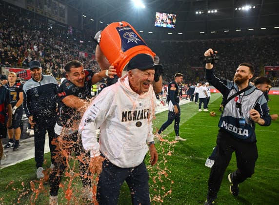 A shower for Dresden head coach Greg Seamon at the final whistle; the Dresden Monarchs are the 2026 German champions, GFL Bowl, Bowl, German Championship Final between the Dresden Monarchs and the Potsdam Royals, Final, American football, German Football League, GFL, Dresden, Rudolf Harbig Stadium Dresden, October 3, 2026,