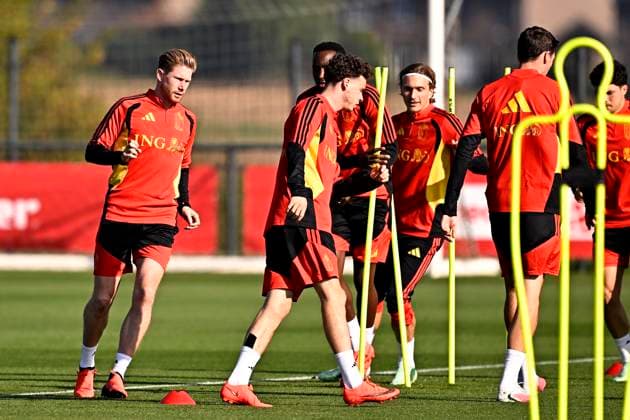 France v Belgium - UEFA Nations League 2026 Media Activities 04 10 2026 TUBIZE, BELGIUM - OCTOBER 04 : De Bruyne Kevin forward of Belgium and De Cuyper Maxim defender of Belgium pictured during a training session ahead of the UEFA Nations League tournament league phase matchday 4 group A1 match between France and Belgium on October 4, 2026 in Tubize, Belgium, 04 10 2026 Tubize Belgium  Copyright: xTomasxSiskx