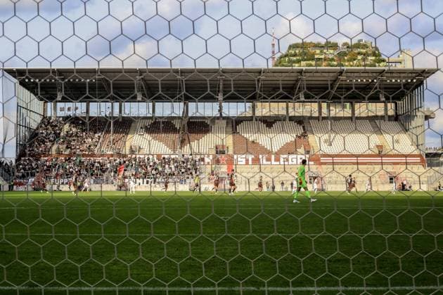 North Stand, Goal Net, No One Is Illegal, Spectators, Away Fans, Overcast, Sky, Germany, Hamburg, Millerntor Stadium, Soccer, Bundesliga 1 and 2, FC St. Pauli, Borussia Mönchengladbach