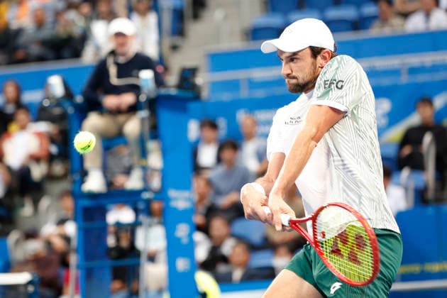 October 4, 2026, Tokyo, Japan: Valentin Vacherot (Monaco) returns a shot against Arthur Fils (France) during their quarterfinal match at the Kinoshita Group Japan Open Tennis Championships at Ariake Colosseum in Tokyo. The tournament runs from September 29 to October 6. Vacherot won 7-5, 4-6, 6-4. Tokyo Japan - ZUMAm191 20261004_aap_m191_103 Copyright: xRodrigoxReyesxMarinx