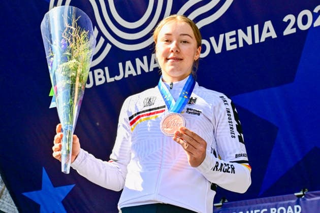 Klara DWORATZEK 3rd Place Road Race Women Juniors UEC Road European Championships 2026 Klara DWORATZEK Germany Third Place Bronze Road Race Women Juniors 66 km October 4, 2026 UEC Road Cycling European Championships 2026 Official 2026 UEC Road European Championships from October 2 to 7, 2026, in Ljubljana and Å enÄ u008Dur, Slovenia