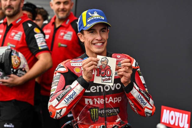 MOTO - MOTO GP - GRAND PRIX OF JAPAN 2026 MARQUEZ Marc (spa), Ducati Lenovo Team, Ducati Desmosedici GP26, portrait, celebrating his win and the 100th victory go Dall Igna Luigi (ita), General Manager of Ducati Corse during the 2026 MotoGP Motul Grand Prix of Japan on the Twin Ring Motegi Circuit from October 2 to 4th, At Motegi, Japan - MotegiJapan  Copyright: xGIGIxSOLDANOx