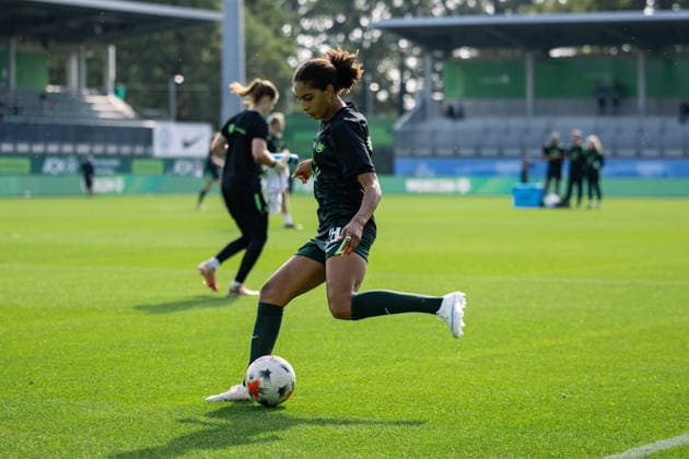 Soccer I Women s I 2026–2027 Season I Bundesliga I VfL Wolfsburg vs. Hamburger SV I October 4, 2026 Cora Zicai 28, VfL Wolfsburg, cutout, close-up, portrait, single photo, single image, body, Wolfsburg, AOK Stadium, Lower Saxony, Germany Copyright: xLobeca CedricxSiefkerx