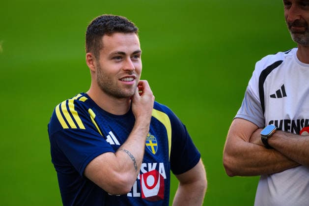 261004 Gabriel Gudmundsson of Sweden, a member of the Swedish men’s national soccer team, at a training session on October 4, 2026 in Bucharest. Photo by Ludvig Thunman, BILDBYRAN. Code: LT LT0826. soccer, football, fotball, Nations League, UEFA Nations League, practice, training, Sweden, Sverige, Sverige A, bbeng, soccer, football, fotball, Nations League, UEFA Nations League, practice, training, Sweden, Sverige, Sverige A, bbengige sweden sverige a bbeng Copyright: LUDVIGxTHUNMAN BB261004LT021