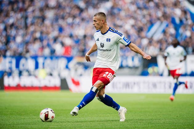 Friendly Match: Hamburger SV vs. FC Copenhagen, October 4, 2026; Miro Muheim, Hamburger SV, 28, on the ball; Soccer; Friendly Match: Hamburger SV vs. FC Copenhagen on October 4, 2026, at the Volksparkstadion, Hamburg DFL regulations prohibit any use of photographs as image sequences and or quasi-video Copyright: xBEAUTIFULxSPORTS Tonhäuserx