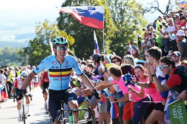 Belgium s Sander De Pestel pictured in action during the elite men Road Race race (196,2 km) at the cycling UEC Road European Championships, in Ljubljana, Slovenia Sunday 4 October 2026. The UEC Road European Championships are taking place from 02 to 07 October in Ljubljana, Slovenia. DAVIDxPINTENS  x188702131x