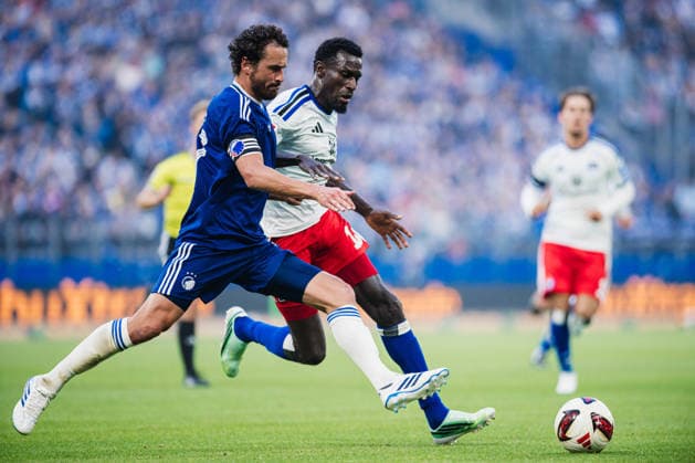 Friendly Match: Hamburger SV vs. FC Copenhagen, October 4, 2026; Bakery Jatta (Hamburger SV), 18, vs. Thomas Delaney (FC Copenhagen), 27 Soccer, Friendly Match: Hamburger SV vs. FC Copenhagen on October 4, 2026, at the Volksparkstadion, Hamburg. DFL regulations prohibit any use of photographs as image sequences and or quasi-video. Copyright: xBEAUTIFULxSPORTS Tonhäuserx