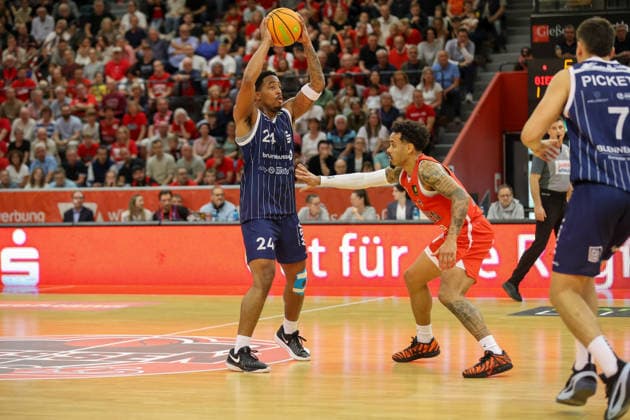 GER, GIESSEN 46ers vs. VfL SparkassenStars Bochum, Basketball, ProA, Matchday 3, 2026–2027 Season, October 4, 2026, JaMonta Black VfL SparkassenStars Bochum GER, GIESSEN 46ers vs. VfL SparkassenStars Bochum, Basketball, ProA, Matchday 3, 2026–2027 Season, October 4, 2026 GIESSEN 46ers Copyright: xEibner-Pressefoto JavadxMohammadpourx EP_JMR