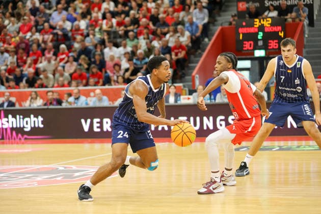 GER, GIESSEN 46ers vs. VfL SparkassenStars Bochum, Basketball, ProA, Matchday 3, 2026–2027 Season, October 4, 2026, JaMonta Black VfL SparkassenStars Bochum GER, GIESSEN 46ers vs. VfL SparkassenStars Bochum, Basketball, ProA, Matchday 3, 2026–2027 Season, October 4, 2026 GIESSEN 46ers Copyright: xEibner-Pressefoto JavadxMohammadpourx EP_JMR