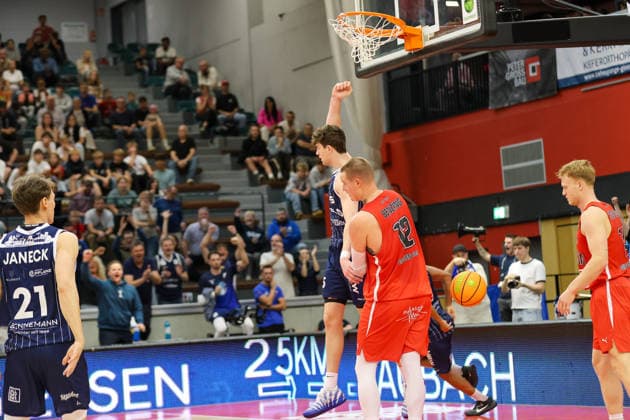 GER, GIESSEN 46ers vs. VfL SparkassenStars Bochum, Basketball, ProA, Matchday 3, 2026–2027 Season, April 10, 2026,Thomas Kamarad VfL SparkassenStars Bochum GER, GIESSEN 46ers vs. VfL SparkassenStars Bochum, Basketball, ProA, Matchday 3, 2026–2027 Season, April 10, 2026 GIESSEN 46ers Copyright: xEibner-Pressefoto JavadxMohammadpourx EP_JMR
