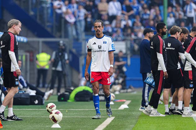 Yussuf Poulsen, Hamburger SV, 15, had to be substituted due to injury GER, Hamburger SV vs. FC Copenhagen, Soccer, Friendly, 2026–2027 Season, October 4, 2026 GER, Hamburger SV vs. FC Copenhagen, Soccer, Friendly, 2026–2027 season, October 4, 2026 Hamburg Copyright: xEibner-Pressefoto MarcelxvonxFehrnx EP_MFN