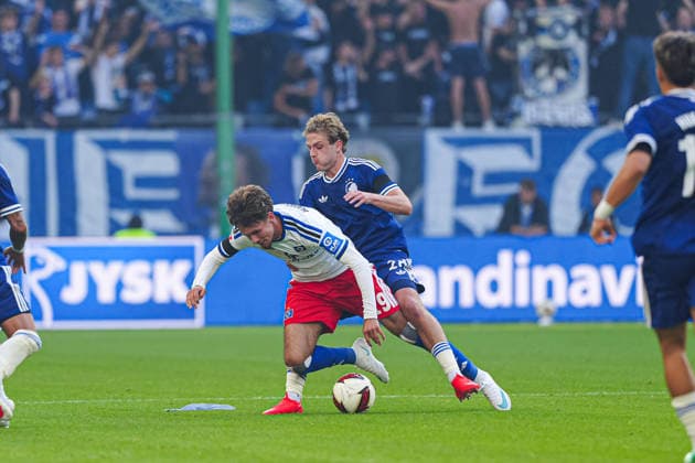 Otto Stange, Hamburger SV, 19; Hunor Németh, FC Copenhagen, 28; GER; Hamburger SV vs. FC Copenhagen; soccer; friendly match; 2026–2027 season; October 4, 2026, GER, Hamburger SV vs. FC Copenhagen, soccer, friendly match, 2026–2027 season, October 4, 2026, Hamburg Copyright: xEibner-Pressefoto MarcelxvonxFehrnx EP_MFN