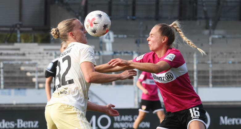 Stuttgart, Google Pixel Women s Bundesliga: VfB Stuttgart vs. Union Berlin; from left: Lina Hausicke (Union), Janina Hechler (VfB)
