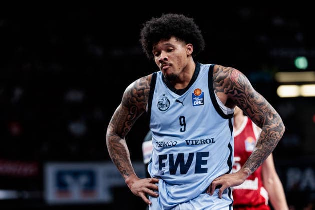 easyCredit Basketball Bundesliga FC Bayern Munich vs. EWE Baskets Oldenburg, October 4, 2026; Tylan Pope of EWE Baskets Oldenburg, No. 9, looks frustrated; easyCredit Basketball Bundesliga FC Bayern Munich vs. EWE Baskets Oldenburg, Munich, BMW Park, October 4, 2026 Copyright: xBEAUTIFULxSPORTS Wunderlx