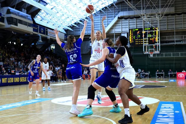 October 4, 2026, Germany, GER, DEU, Basketball, DBBL, 1st Bundesliga, Day 1, 2026–2027 Season, Berlin, ALBA Berlin vs. Marburg, Nina Rosemeyer (ALBA Berlin) 11, Fanta Gassama (ALBA Berlin) 10, Lillian Christine Meister (BC Marburg) 52, Marianna Byvatov (BC Marburg) 9, nordphoto GmbH, Engler, Berlin, Soemmeringhalle, Berlin, Germany Copyright: xNordphotox xEnglerx