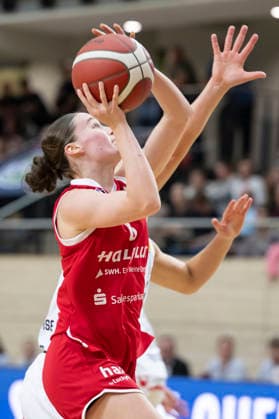 Toyota DBBL 2026–2027: HalFit Lions vs. TK Hannover, Halle an der Saale, Germany, October 4, 2026. Pictured: Nicole Brochlitz, Halle an der Saale, swh Arena, Saxony-Anhalt, Germany