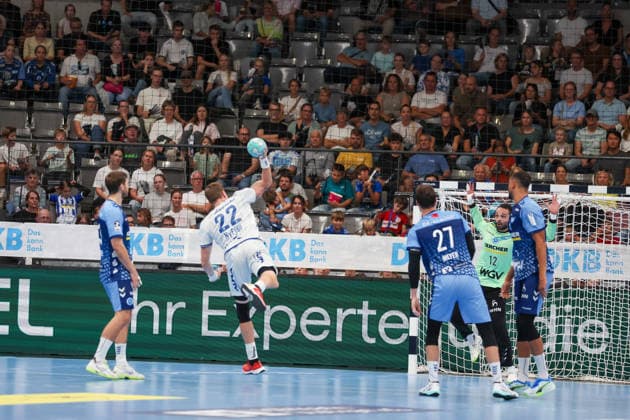 Adam Nyfjaell, TBV Lemgo Lippe, 22, with a shot; GER, TVB Stuttgart vs. TBV Lemgo Lippe, Handball, Opel Handball Bundesliga, Matchday 6, 2026–2027 season, October 4, 2026, GER, TVB Stuttgart vs. TBV Lemgo Lippe, Handball, Opel Handball Bundesliga, Matchday 6, 2026–2027 season, October 4, 2026, Stuttgart Copyright: xEibner-Pressefoto SoerenxHerwegx EP_SHG