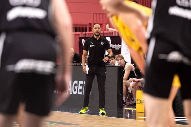 Tigers Tübingen vs. Nuremberg Falcons, Men s, 2nd Bundesliga, Barmer 2 Basketball Bundesliga, Pro A, Matchday 3, 2026–2027 Season, April 10, 2026—Tim Black, Nuremberg Falcons head coach, on the sidelines