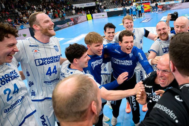Stuttgart HBL 26 27 TVB Stuttgart TBV Lemgo Lenny Rubin TBV Lemgo, Samuel Zehnder TBV Lemgo, Goalie Constantin Möstl Moestl TBV Lemgo, Lukas Hutecek TBV Lemgo, Christian O Sullivan TBV Lemgo, Victory celebration, Victory celebration, Emotion, Joy, Bittenfeld, Porsche Arena, Baden-Württemberg, Germany