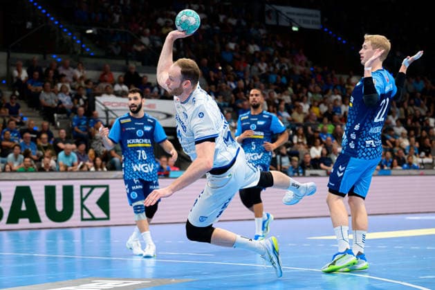 Stuttgart HBL 26 27 TVB Stuttgart TBV Lemgo Lenny Rubin TBV Lemgo Bittenfeld Porsche Arena Baden-Württemberg Germany