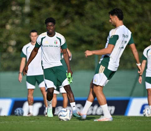 Ahead of Italy v Turkiye - UEFA Nations League BOLOGNA, ITALY - OCTOBER 04: Players of Italy in action during a training session ahead of the UEFA Nations League A Group 1 match between Italy and Turkiye at the Bologna FC Technical Centre near Bologna, Italy on October 4, 2026. Mustafa Yalcin Anadolu Bologna Italy. Editorial use only. Please get in touch for any other usage.  Copyright: x2026xAnadoluxMustafaxYalcinx