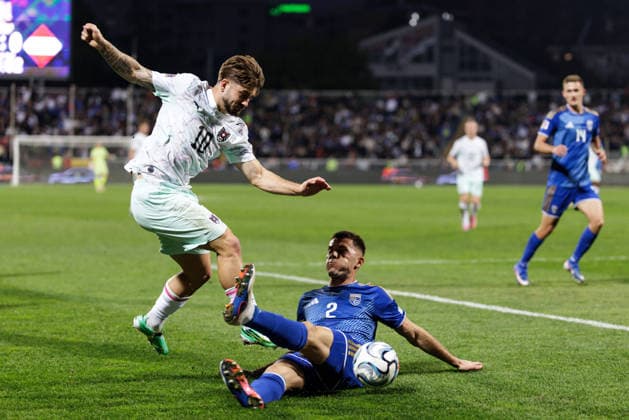 SOCCER - NL, KOS vs AUT PRISTINA,KOSOVO,04.OCT.26 - SOCCER - UEFA Nations League, OEFB international match, Länderspiel, Nationalmannschaft Kosovo vs Austria. Image shows Romano Schmid (AUT).  GEPAxpictures xArminxRauthner