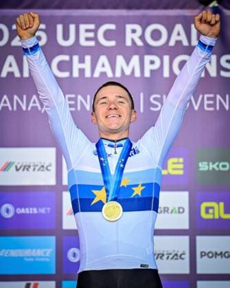 UEC 2026 Road European Championships Ljubljana 04 10 2026 LJUBLJANA, SLOVENIA - OCTOBER 04 : Evenepoel Remco (BEL) of Red Bull BORA Hansgrohe pictured during the podium ceremony after winning during the Men Elite cycling road race at the 2026 UEC Road European Championships Ljubljana, an UCI Continental Championships cycling race of 196,3 km with start in Ljubljana and finish in Sencur on October 4, 2026 in Ljubljana, Slovenia, 04 10 2026 Ljubljana Slovenia  Copyright: xJanxDexMeuleneirx