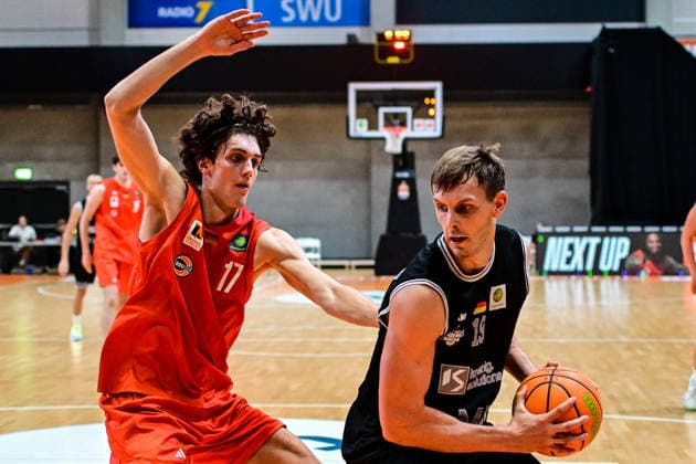 October 4, 2026, GER, Basketball, Men s, 2nd Division ProA, 2026–2027 Season, Matchday 3, OrangeAcademy vs. MHP Academics Heidelberg Tobias Rainer Holbach (OrangeAcademy), 17; Lorenz Brenneke (Heidelberg), 19; Neu Ulm Orange Campus, Bavaria, Germany Copyright: xNordphotox xHafnerx