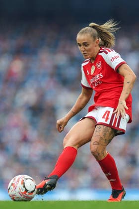 RECORD DATE NOT STATED 4th October 2026; Etihad Stadium, Manchester, England; Womens Super League Football, Manchester City versus Arsenal; Georgia Stanway of Arsenal passes the ball AidanxHunter