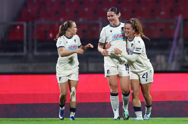 Football Women german Bundesliga 2026 - 2027 1.FC Nurnberg-TSG Hoffenheim Folmli Svenja of Hoffenheim ( Middle , 19 ) celebrates after scoring 1-1 during the Women German Bundesliga 2026 - 2027 football match between 1.FC Nurnberg and TSG Hoffenheim at Max Morlock Stadium in Nuremberg , Bayern , Germany . October 04th , 2026 Photo by Davide Elias Copyright: xDavidexEliasx