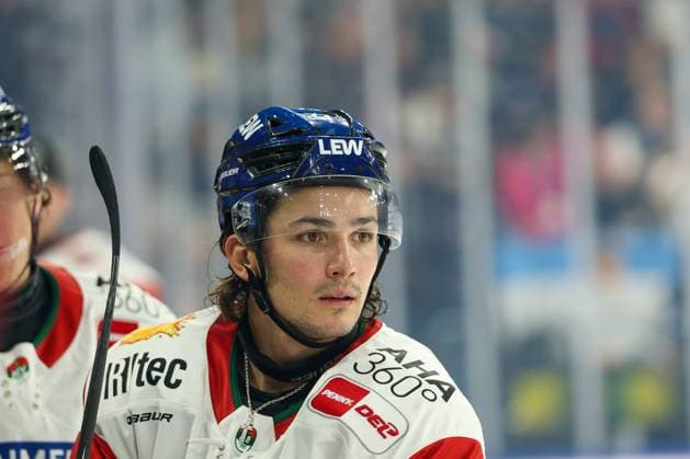 Sean Malone 17 Augsburg Panthers, EHC Red Bull Munich vs. Augsburg Panthers, Matchday 6, Ice Hockey, Penny DEL, October 3, 2026, Munich, Bavaria, Germany Copyright: xkolbert-press ChristianxKolbertx