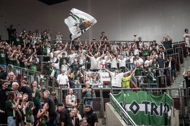 Trier fans celebrate their team GER, MHP Riesen Ludwigsburg vs. VET CONCEPT Gladiators Trier, Basketball Bundesliga, easycredit BBL, Matchday 4, 2026–2027 season, October 4, 2026 GER, MHP Riesen Ludwigsburg vs. VET CONCEPT Gladiators Trier, Basketball Bundesliga, easycredit BBL, Matchday 4, 2026–2027 season, October 4, 2026 Ludwigsburg Copyright: xSandyxDinkelackerx EP_SDR