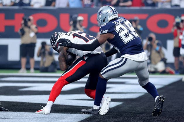 October 4, 2026, Houston, Texas, U.S: Houston Texans wide receiver Nico Collins (12) catches a pass in the end zone for a touchdown during the first quarter of the NFL, American Football Herren, USA regular season game between the Houston Texans and the Dallas Cowboys at Reliant Stadium in Houston, TX on October 4, 2026. Houston U.S - ZUMAw137 20261004_aap_w137_036 Copyright: xErikxWilliamsx