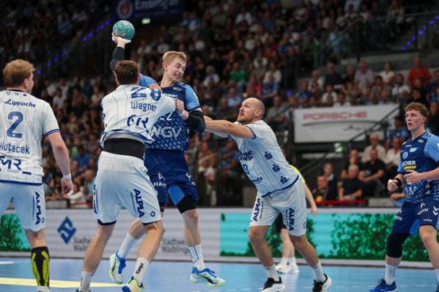 Torben Matzken, TVB Stuttgart, 22 GER, TVB Stuttgart vs. TBV Lemgo Lippe, Handball, Opel Handball Bundesliga, Matchday 6, 2026–2027 Season, October 4, 2026 GER, TVB Stuttgart vs. TBV Lemgo Lippe, Handball, Opel Handball Bundesliga, Matchday 6, 2026–2027 season, October 4, 2026 Stuttgart Copyright: xEibner-Pressefoto SoerenxHerwegx EP_SHG