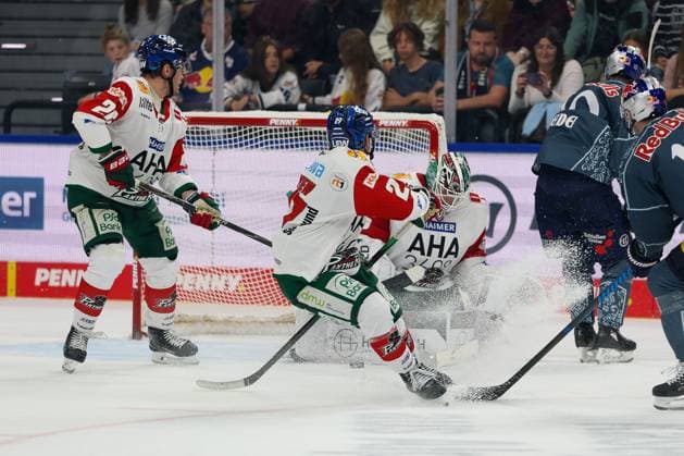 Goalie save by Tobias Ancicka, No. 45, Augsburg Panthers; EHC Red Bull Munich vs. Augsburg Panthers, Matchday 6, Ice Hockey, Penny DEL, October 3, 2026, Munich, Bavaria, Germany Copyright: xkolbert-press ChristianxKolbertx