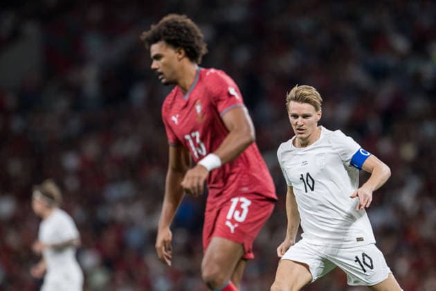 261004 Martin Ødegaard of Norway during the Nations League soccer match between Portugal and Norway on October 4, 2026 in Porto. Photo by Vegard Grott, BILDBYRAN. Code: VG VG1020 bbeng soccer football fotball Nations League international match Norway Portugal bbeng soccer football fotball Nations League international match Norway Portugal  Copyright: VEGARDxGRoTT BB261004VG040
