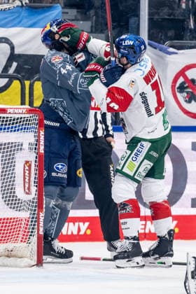 A minor scuffle between Trevor Carrick of EHC Red Bull Munich, 44, and Cameron Wright of the Augsburger Panther, 16 (GER), EHC Red Bull Munich vs. Augsburger Panther, DEL, 2026–2027 season, Matchday 6, October 4, 2026 Photo: HMB Media, Heike Feiner Copyright: HMBxMedia HeikexFeiner