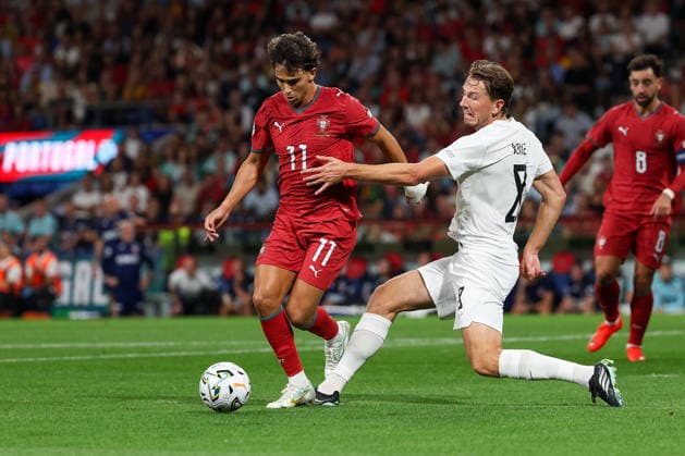 Porto, Portugal, October 4: João Félix (Portugal) and Sander Berge (Norway) battle for the ball during the UEFA Nations League 2026–27 group stage Matchday 4 game between Portugal and Norway at Estádio do Dragão in Porto, Portugal Copyright: HMBxMedia JoaquimxFerreira