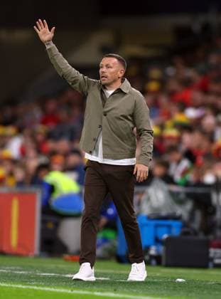 Wales manager Craig Bellamy gestures on the touchline Wales v Denmark, UEFA Nations League, Football, Cardiff City Stadium, Cardiff, UK - 04 Oct 2026Cardiff Cardiff City Stadium United Kingdom  Copyright: xKieranxMcManus Shutterstockx 17185536t